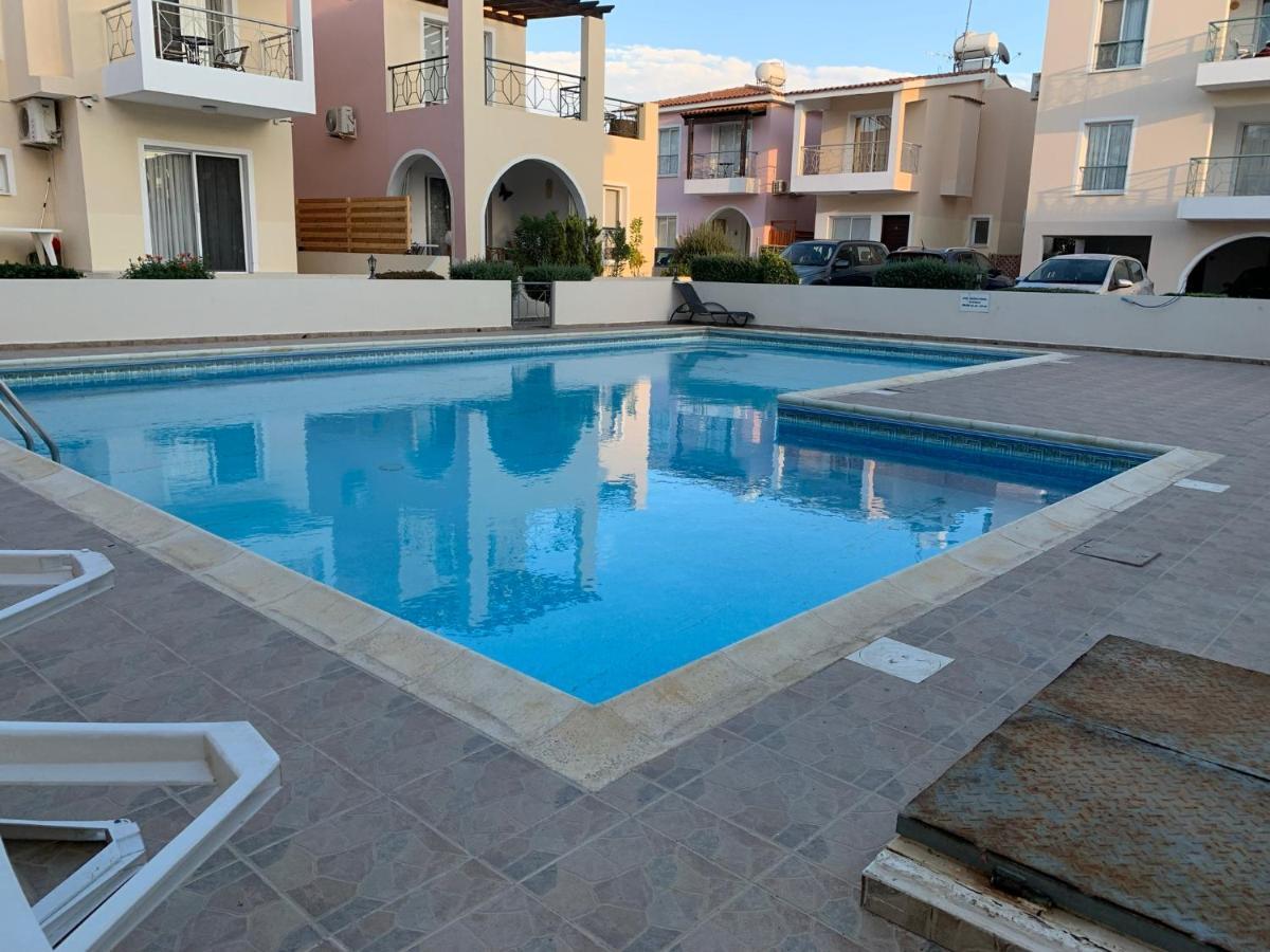 Appartement Limnos Gardens Pafos Dış mekan fotoğraf